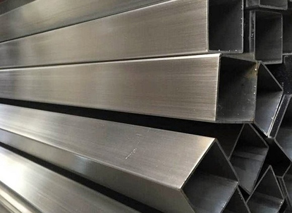 304不銹鋼管表面劃痕怎么處理？